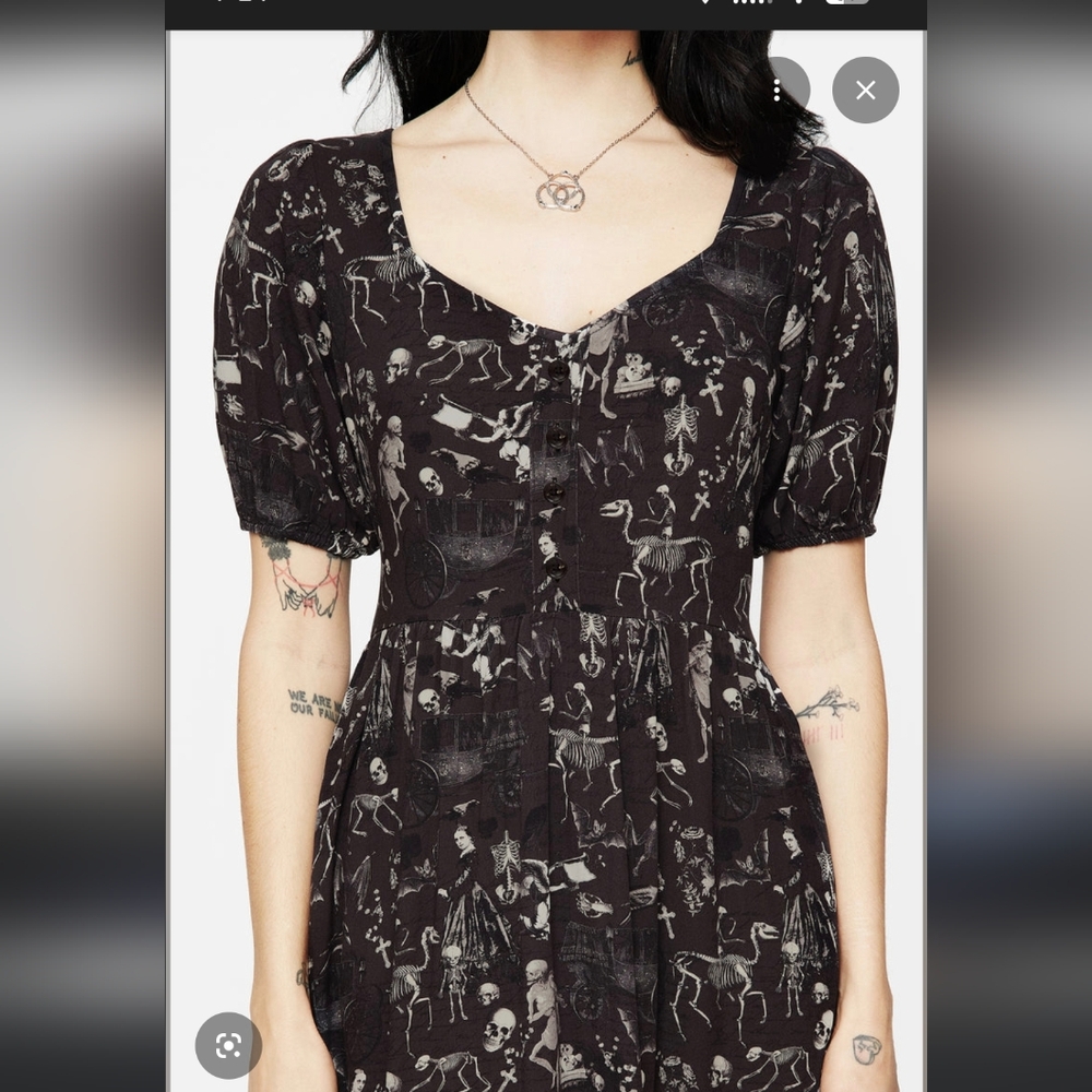 Melancholia Puff Sleeve Midi Dress